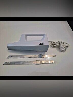 White Electric Handheld Appliance - Turkey ~ Roast ~ Ham Meat Carver / 2 Blades